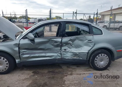 2004 Volkswagen Passat Gl из США, поврежденный, VIN WVWMD63B74E183864